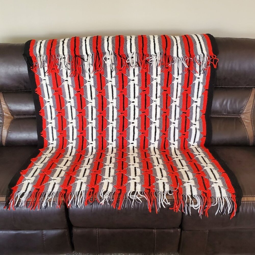 Handwoven Red Gray Black White Geometric Pattern Throw Blanket Fringe 42" x 80: